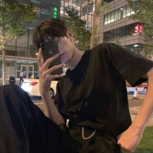 ​2023最潮网名吃鸡--班牙皇后　larea