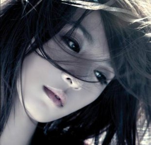 ​pp个人签名：人潮拥挤怎么没挤死你…