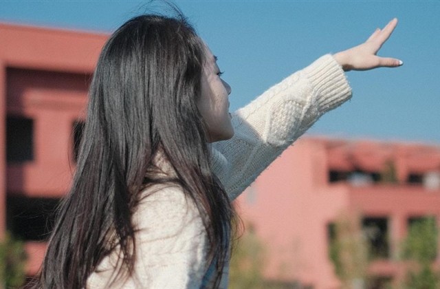 抖音昵称简单干净女生