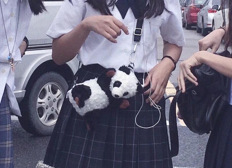 跟刚认识的女孩表白的一段话（夜听情话短句霸气句子）
