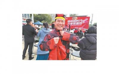 ​吃年夜饭的短句精选10句