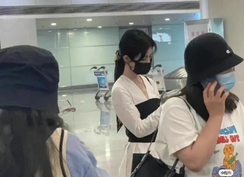 高情商夸女生的句子 高情商夸女朋友漂亮短句