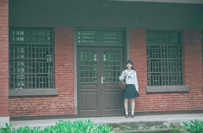 ​《情人专用早安短句》推荐10条