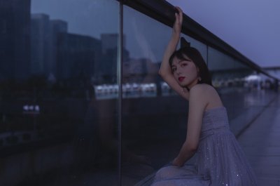​关于事不由人的说说