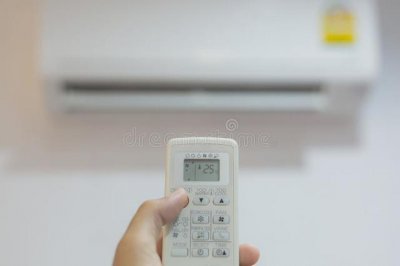 ​空调开26度，一晚上会消耗多少电？资深小伙多维度讲解，多亏提醒