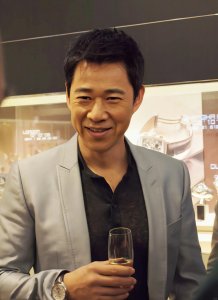 ​原来这些影视明星都是河南的，还有一位是当代顶流拥有多重身份