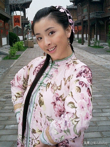黄小蕾1981年5月18日，出生于重庆万州，看过她演的很多古装戏