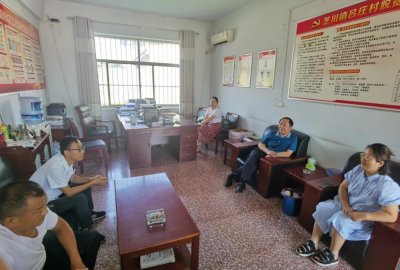 ​韩城市人社局领导深入包联村检查指导乡村振兴驻村帮扶工作（图）