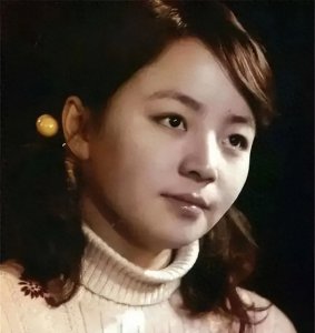 ​宋丹丹年轻时候被称为“内娱美女”毫不为过，倪萍都被比下去了