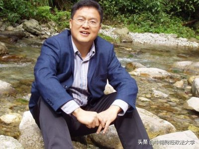 ​李小平：踏实笃定的经济学人
