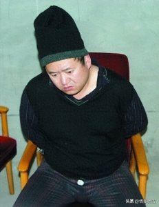 ​哈尔滨悍匪杨树彬，为了8块钱，10年杀10人并煮尸