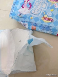 ​七度空间卫生巾被曝夹层内有虫卵 产品质量问题频出遭消费者拷问