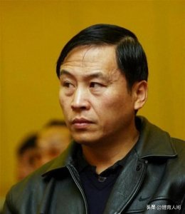 ​又一个李铁，篮球名宿李亚光被查，体育圈的腐败远超我们的想象