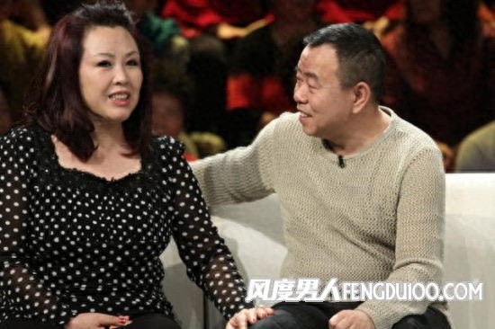 59岁潘长江的妻子杨云近照