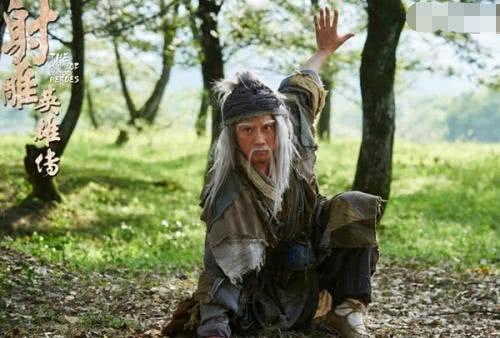 九指神丐洪七公的手指为什么会断？具体因为哪一件事情断送了？