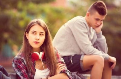 ​女生动不动就说分手该怎么办？女朋友总是因为小事生气