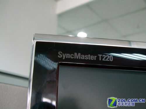 三星t220液晶显示器怎样拆开(三星t220显示器如何打开机壳)(1)