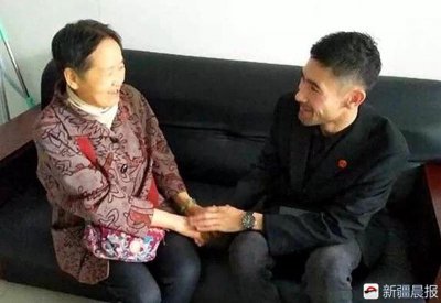 ​从误会怀疑到情同母子 申请执行人成了执行法官的“胡妈妈”