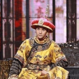 ​嘉庆帝惩治贪官，为什么没有出现中兴？