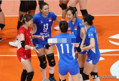 ​今夜，金烨们告诉世界中国女排有热爱！