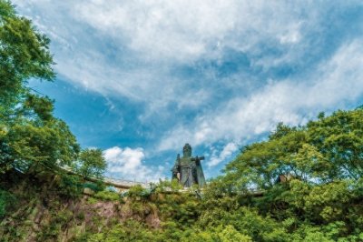 ​民间传说：文王拉车八百步，姜太公保大周天下八百年