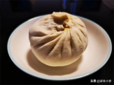 ​做包子怎么发面？方法非常简单，蒸出来的包子松软饱满不塌陷