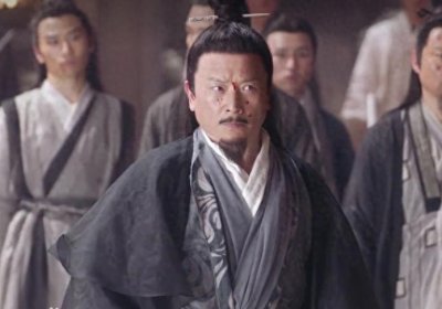 ​华山派那么弱,鲜于通那么坏,他怎就成了六大派围剿光明顶的总指挥