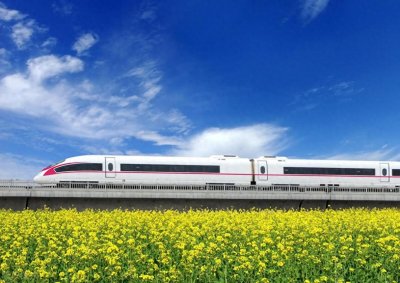 ​知识干货：轻松判断高铁是和谐号还是复兴号！这些细节你了解吗？