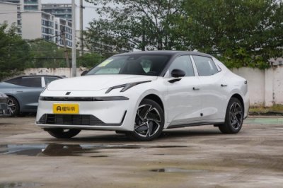 ​领克又上“硬菜”，1400km续航+油耗4.8L，关键才卖20多万