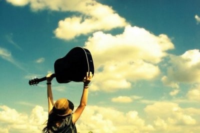 ​感动的爱情短信96句