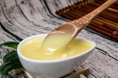 ​蜂王浆的作用和功效 蜂王浆的正确食用方法