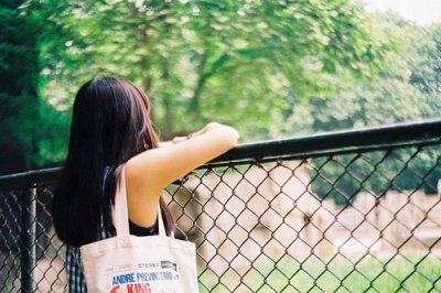 ​爱情悲伤语录爱情的伤心经典语录(49句)