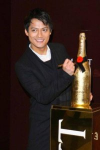 ​说说文案爱情伤感（最新伤感说说大全）