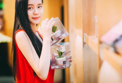 ​令人赞不绝口很喜爱的女生网名 很甜又很受欢迎的美女子昵称